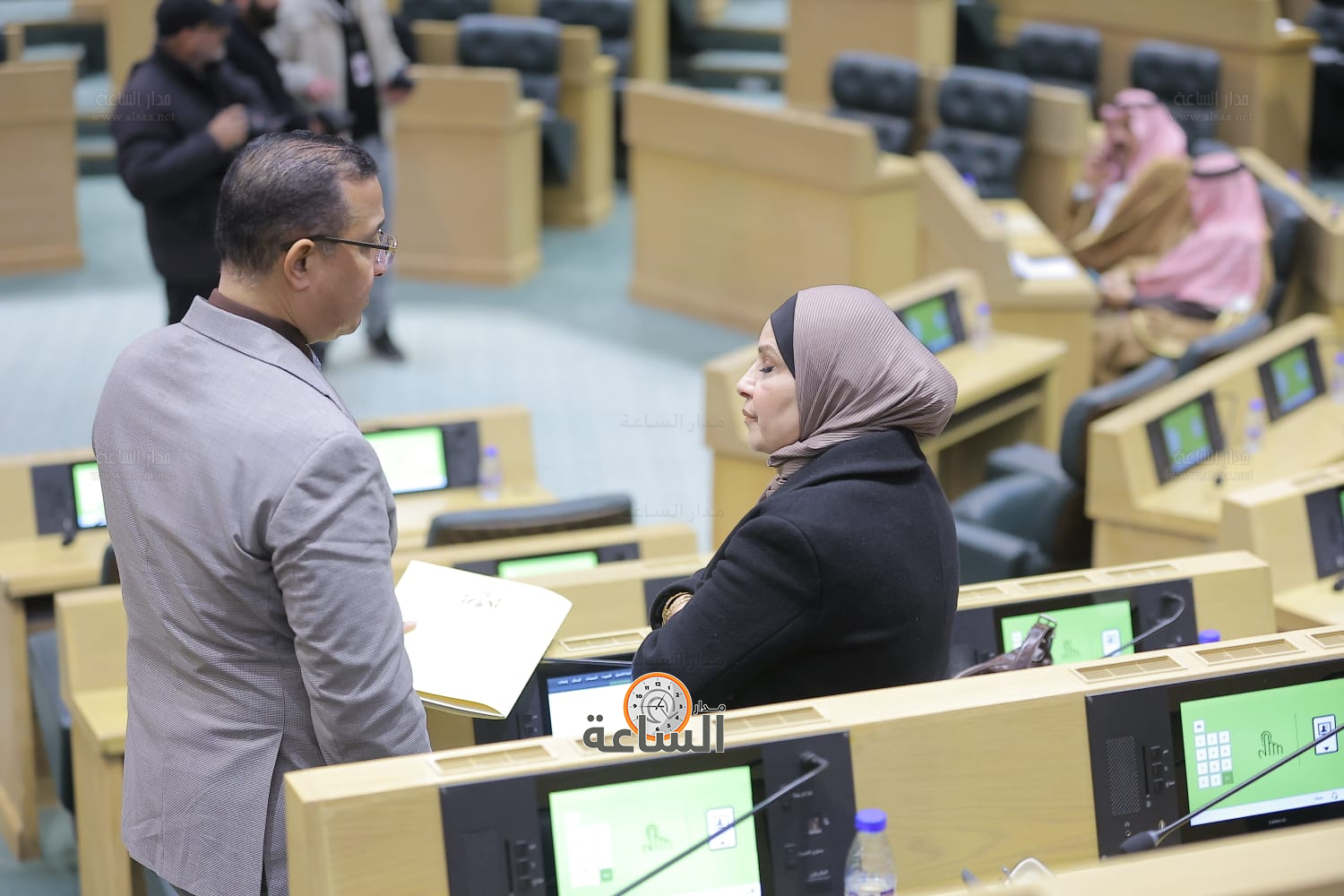 Madar Al-Saa Images 0.2166611220604696