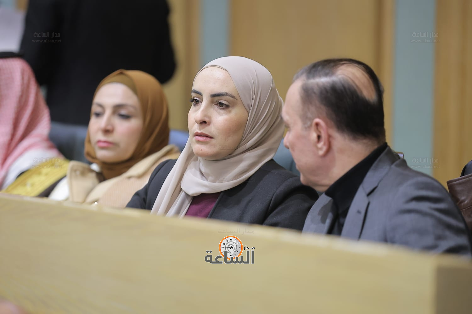 Madar Al-Saa Images 0.42421716045627456