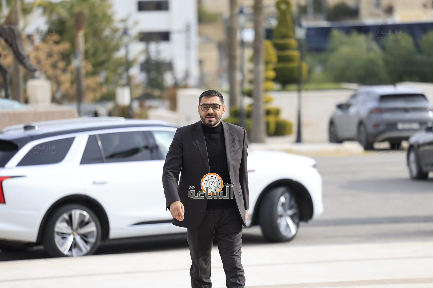 Madar Al-Saa Images 0.4354552320286571