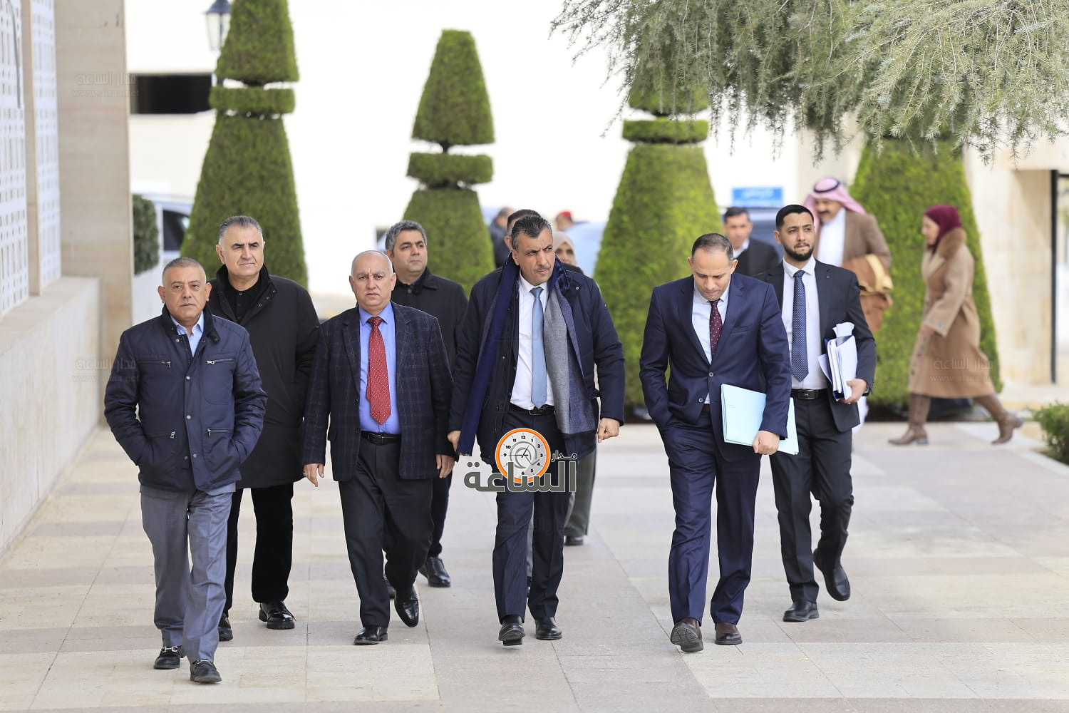 Madar Al-Saa Images 0.7458105831650824