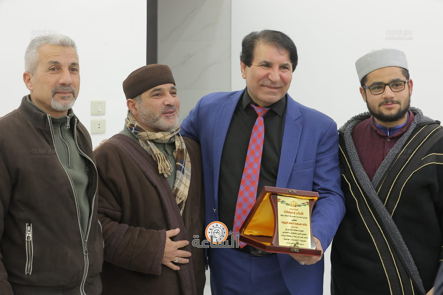 Madar Al-Saa Images 0.18454319945456366