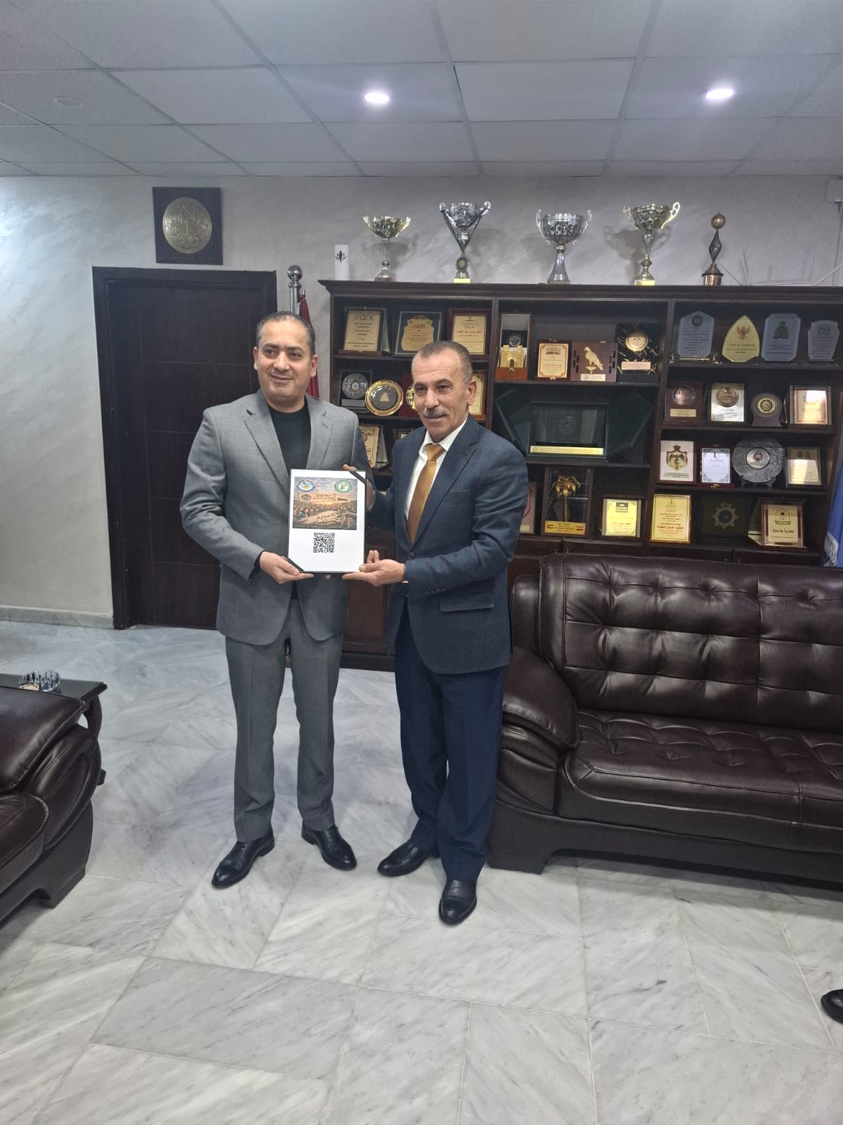 Madar Al-Saa Images 0.9234006580339476