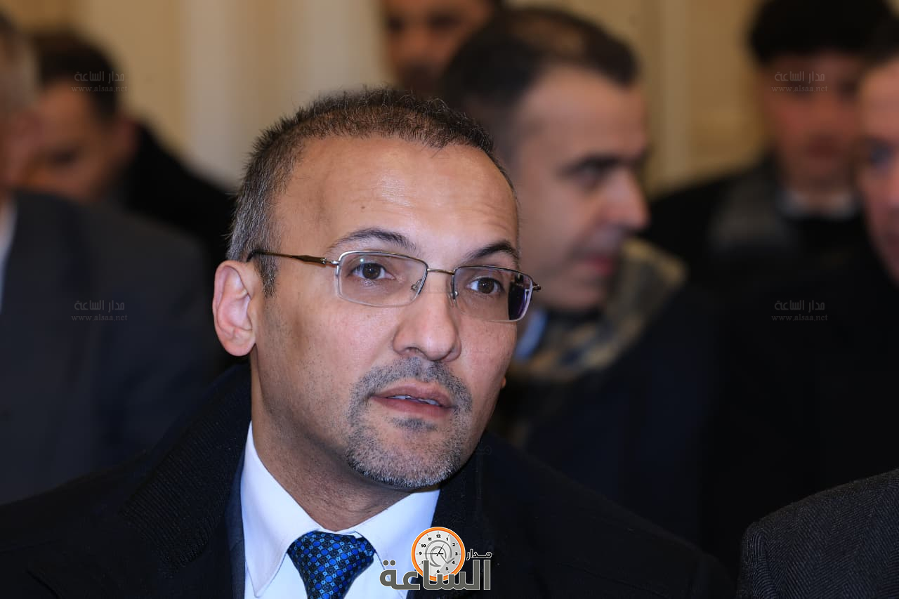 Madar Al-Saa Images 0.2541331759375056