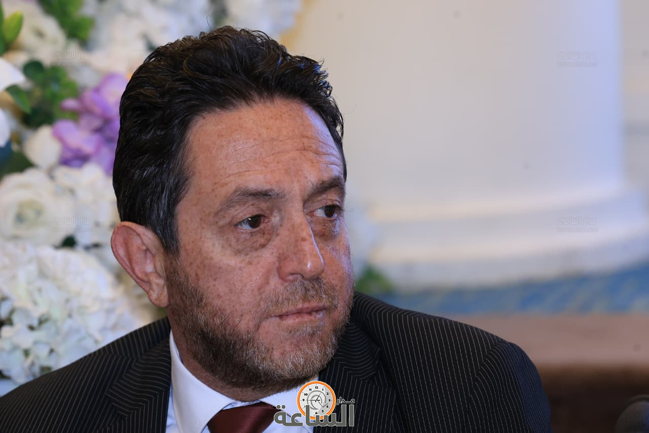 Madar Al-Saa Images 0.8850119934500645