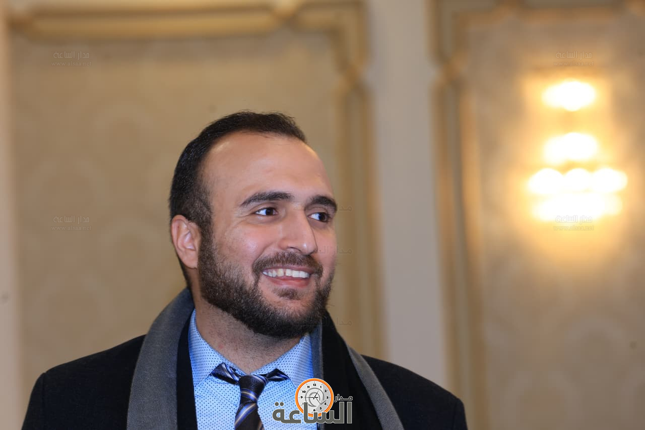 Madar Al-Saa Images 0.37557751665542494