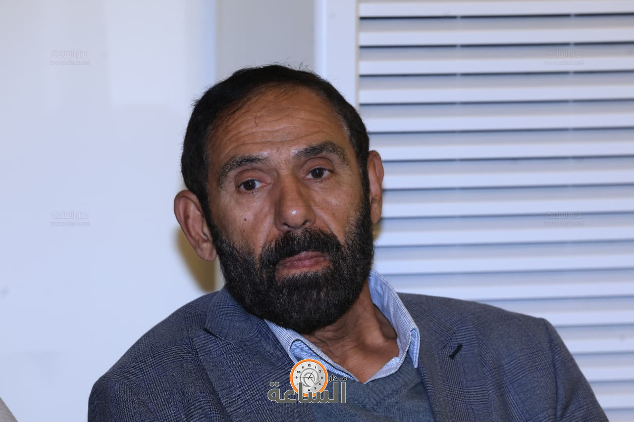 Madar Al-Saa Images 0.544329623477453