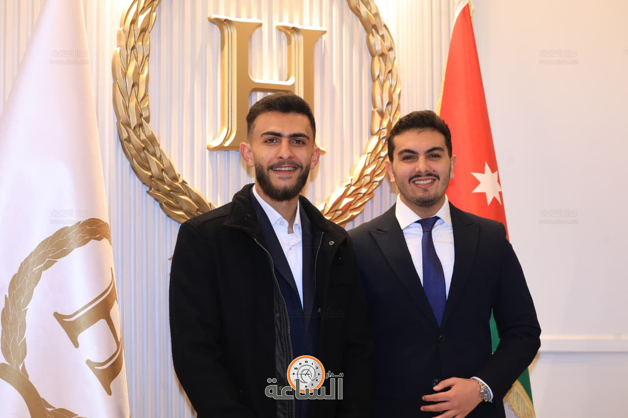 Madar Al-Saa Images 0.5467148443470815