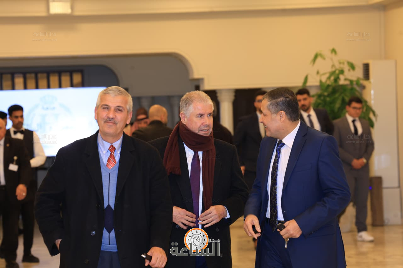 Madar Al-Saa Images 0.03253338428622299