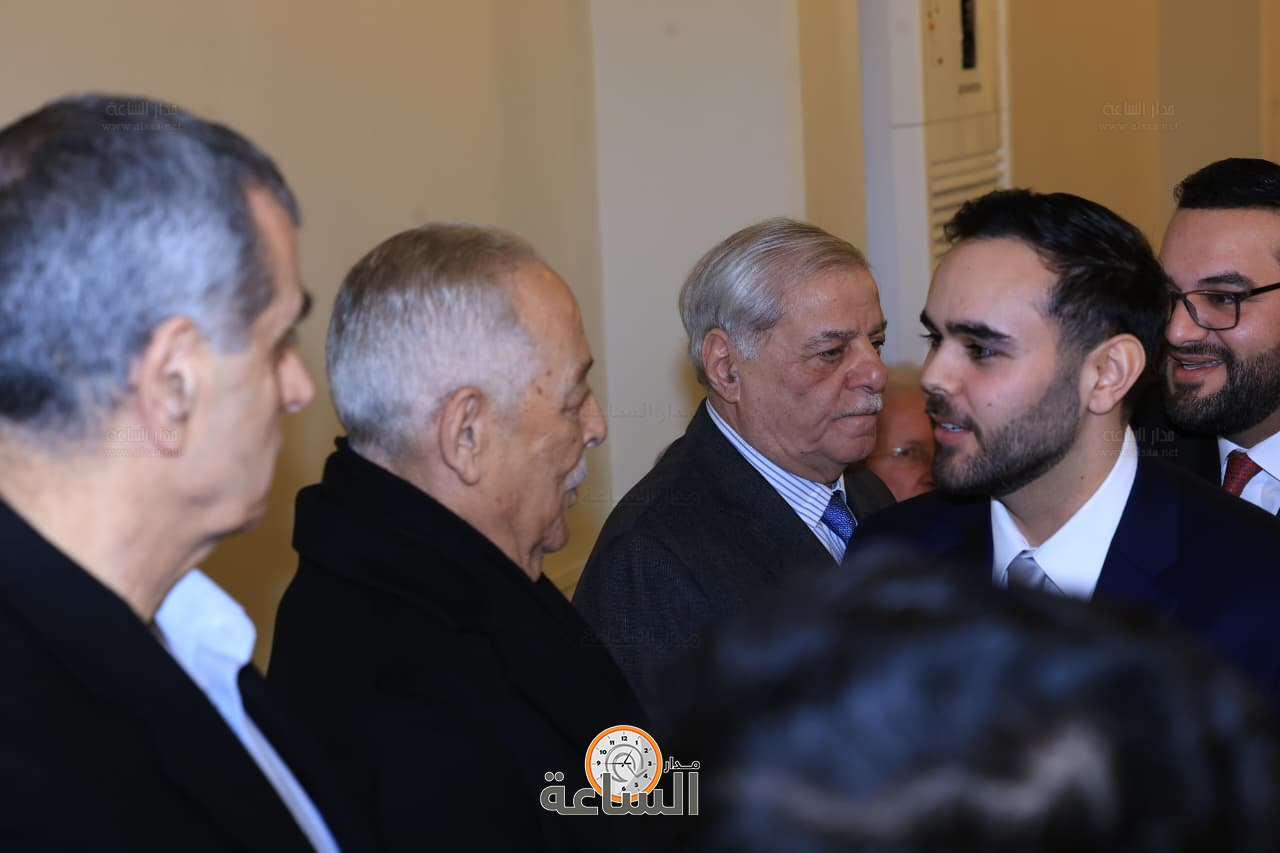 Madar Al-Saa Images 0.35584062657888715