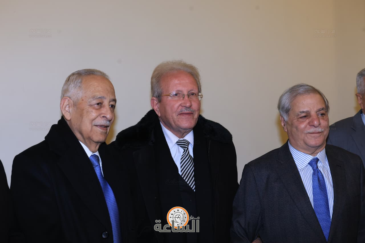 Madar Al-Saa Images 0.1351734568864189