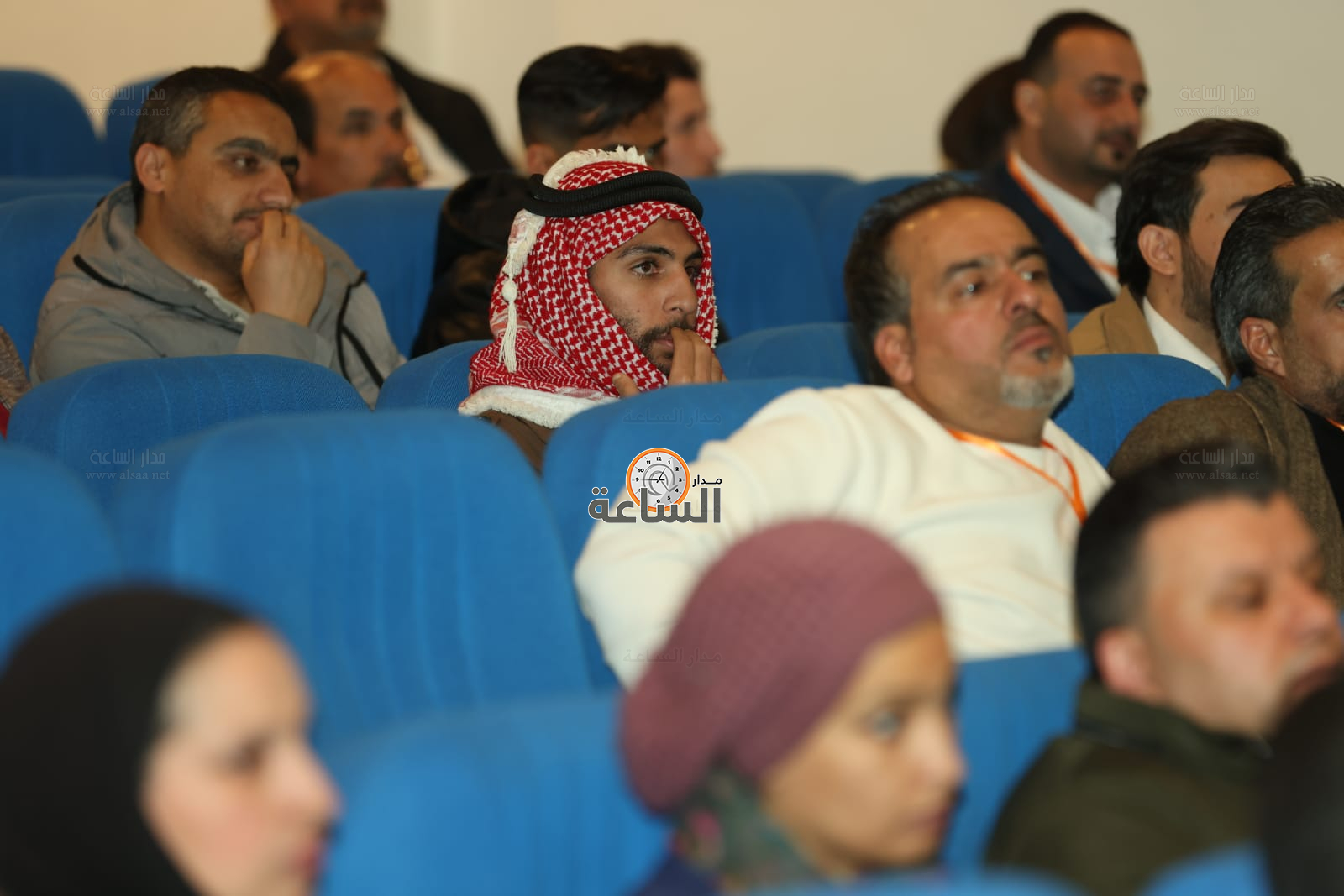 Madar Al-Saa Images 0.39403006818596376