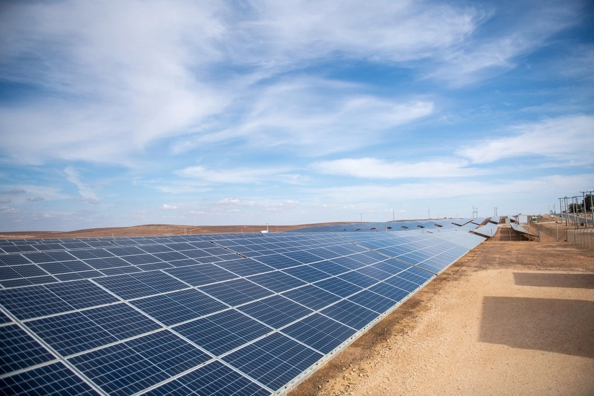 Madar Al-Saa Images 0.8138337587306341