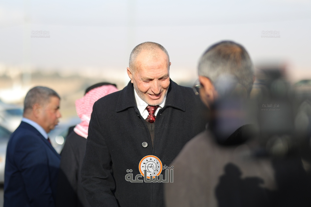 Madar Al-Saa Images 0.45004282194695866