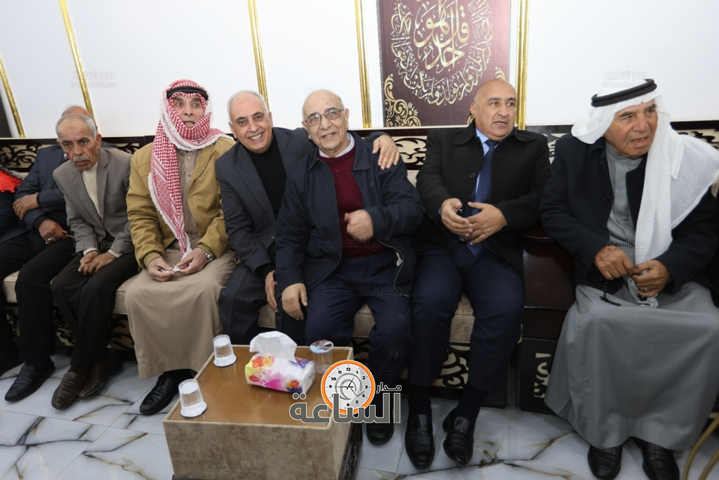 Madar Al-Saa Images 0.2302871749567753