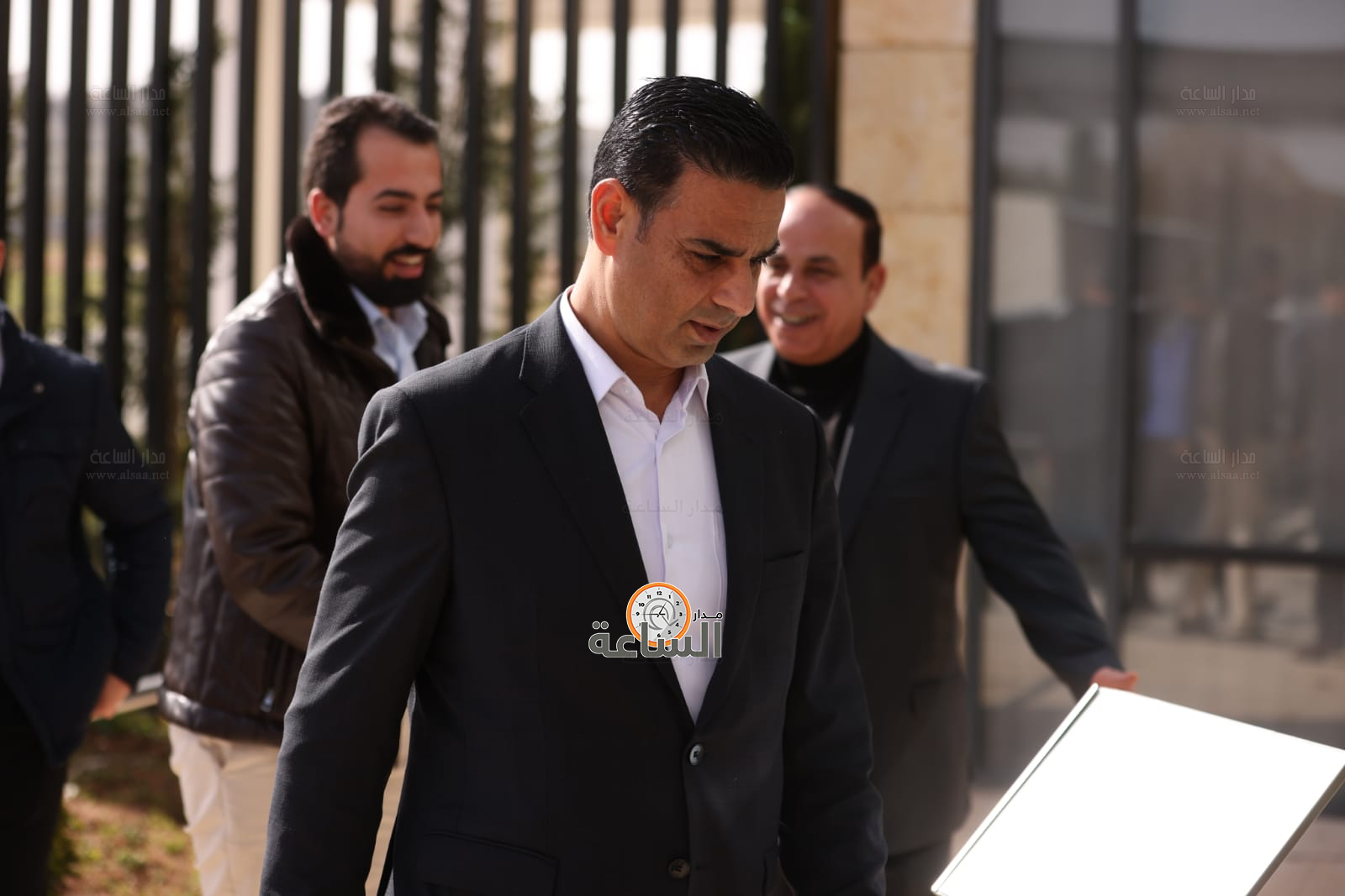 Madar Al-Saa Images 0.7140772514322528