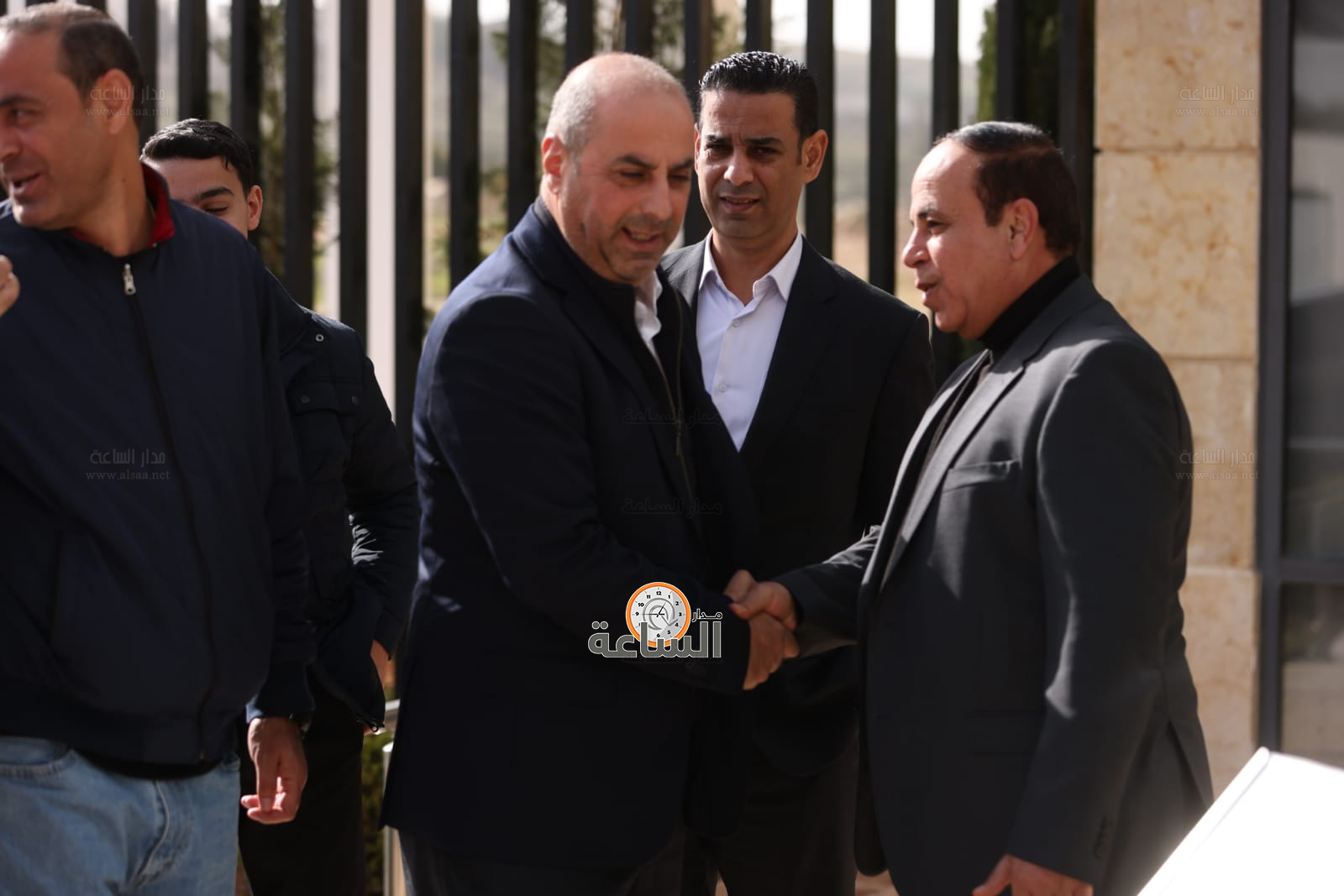 Madar Al-Saa Images 0.9194830688701217