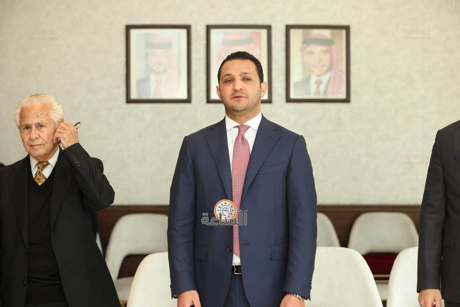 Madar Al-Saa Images 0.44110300388581614