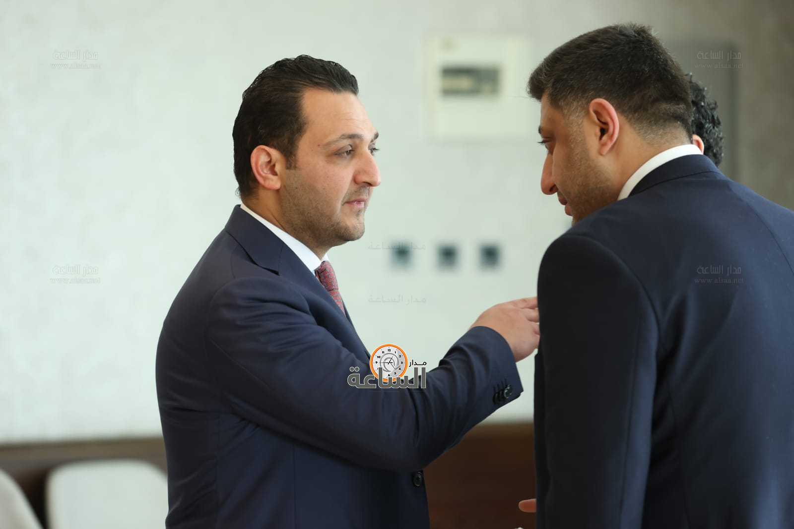 Madar Al-Saa Images 0.360292572543393