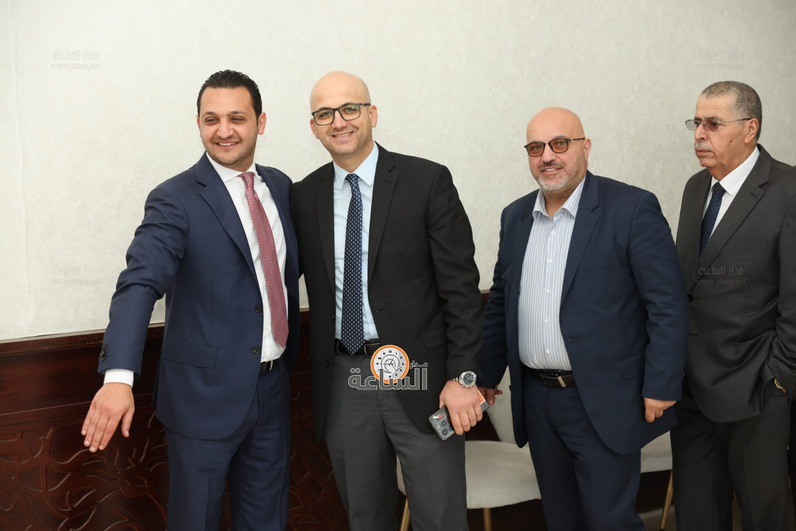 Madar Al-Saa Images 0.413082137116329