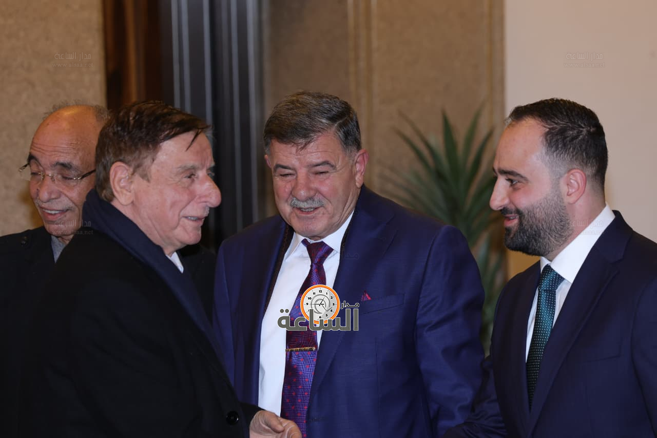 Madar Al-Saa Images 0.2500268471738095