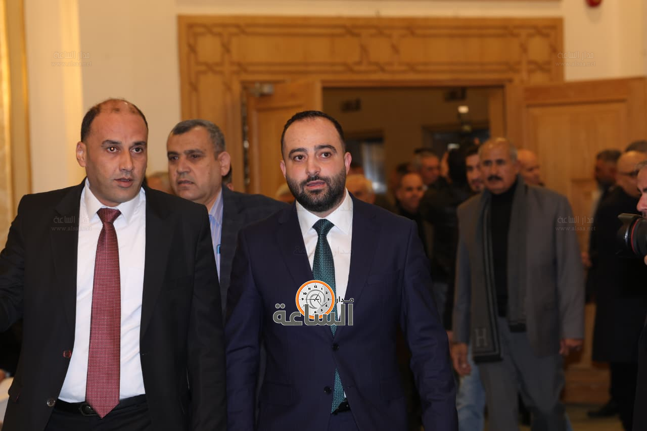 Madar Al-Saa Images 0.8678882748271259