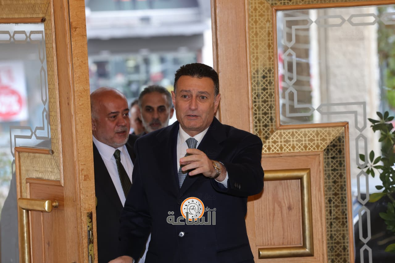 Madar Al-Saa Images 0.8132302953121918