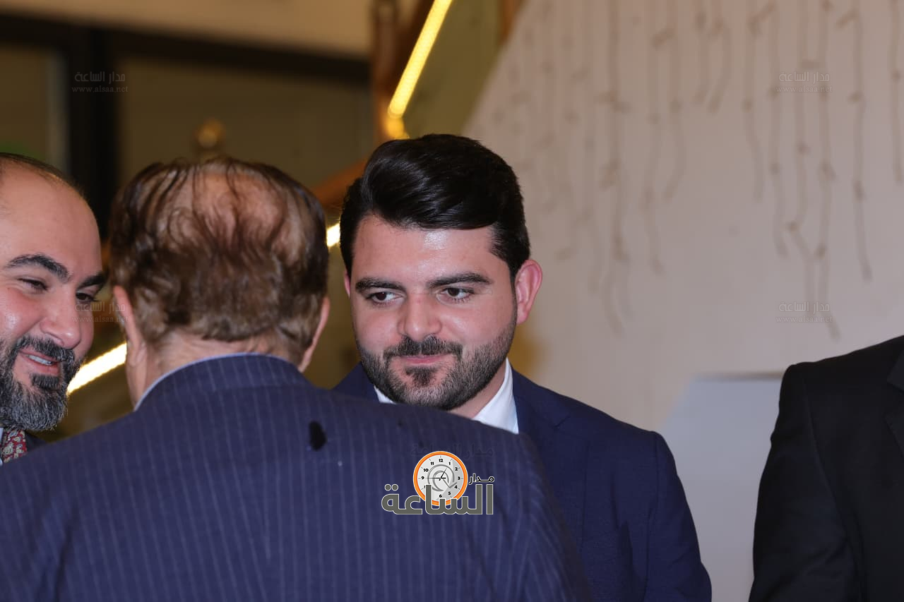 Madar Al-Saa Images 0.3895038649944784