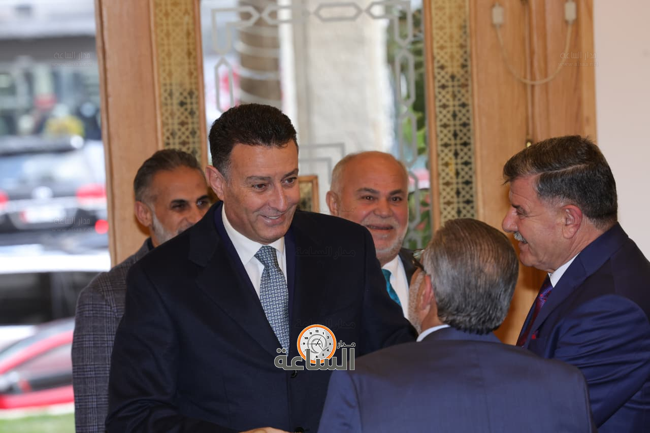 Madar Al-Saa Images 0.5655347816995832