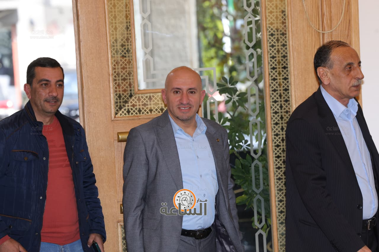 Madar Al-Saa Images 0.587658631047446