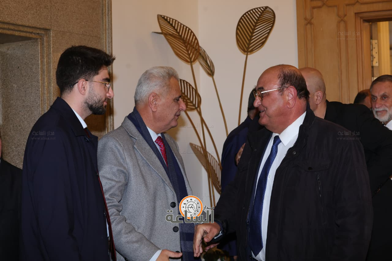 Madar Al-Saa Images 0.22972440860384546