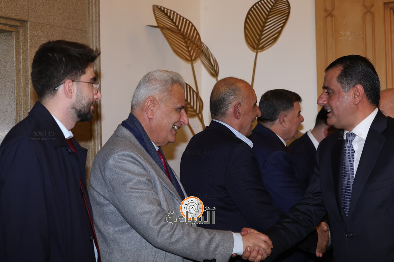 Madar Al-Saa Images 0.6223031052527149