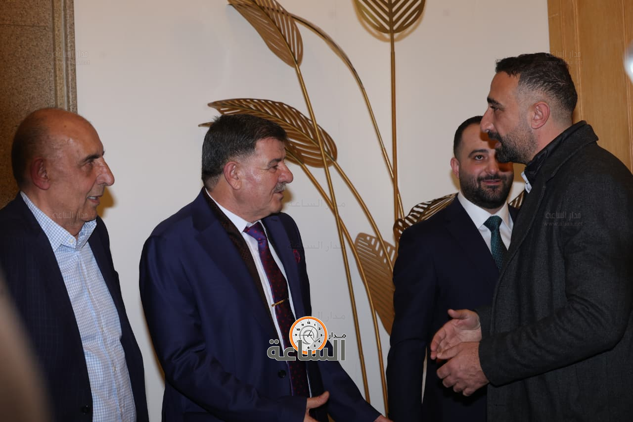 Madar Al-Saa Images 0.2702090724414232