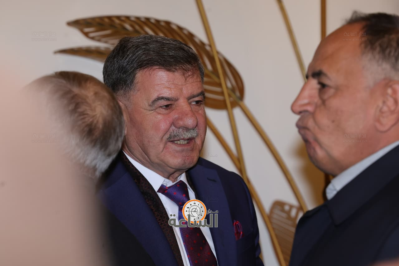 Madar Al-Saa Images 0.46935129113015805