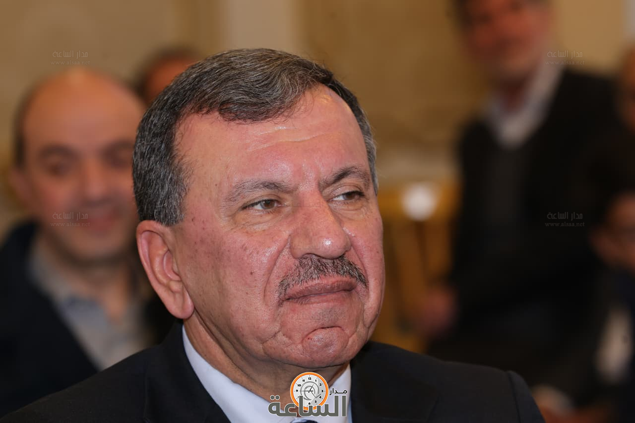 Madar Al-Saa Images 0.3043898568315564