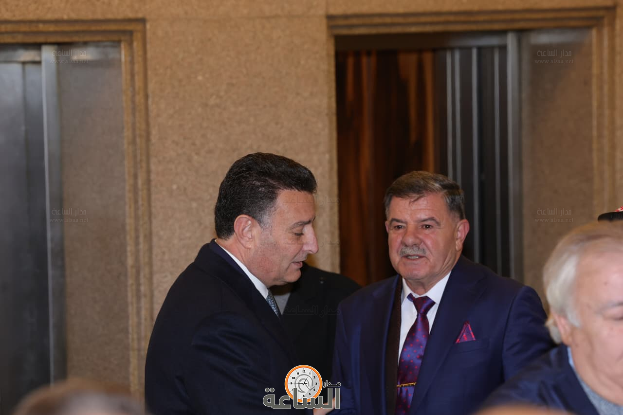 Madar Al-Saa Images 0.15078014688429675