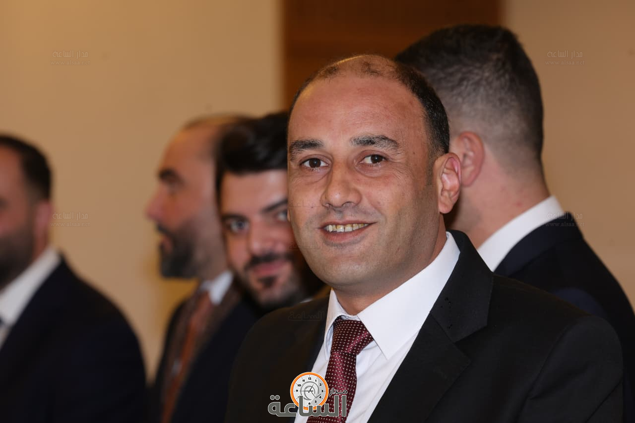 Madar Al-Saa Images 0.3854793629429054