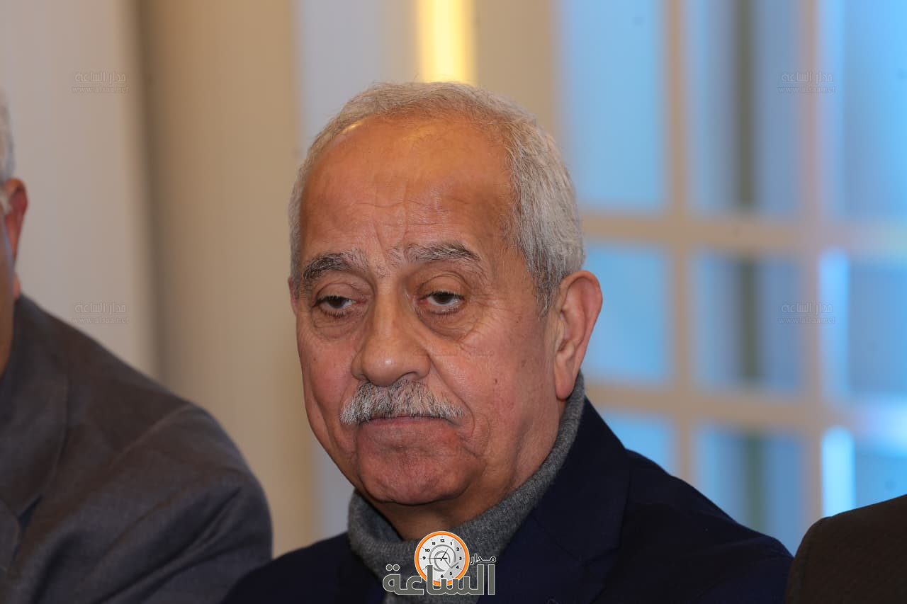 Madar Al-Saa Images 0.44332404523507873