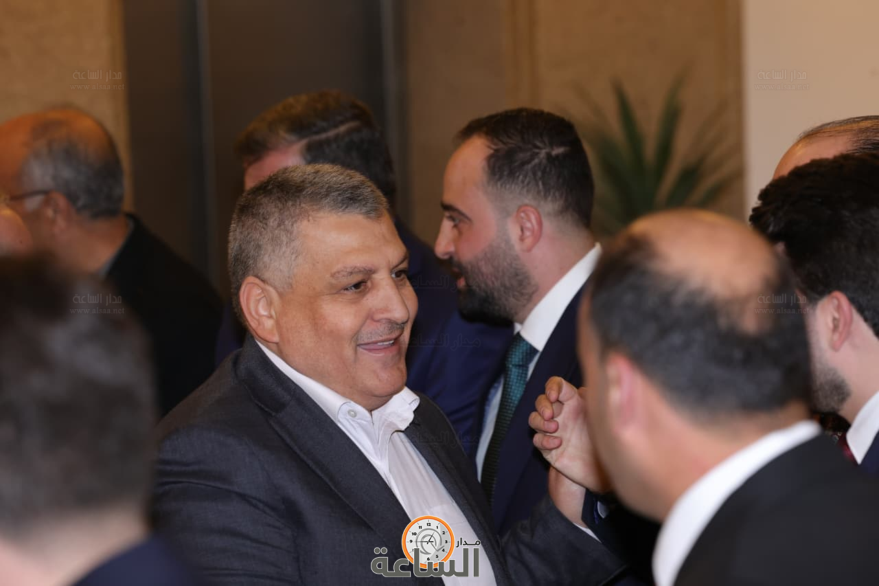 Madar Al-Saa Images 0.40007931345811265