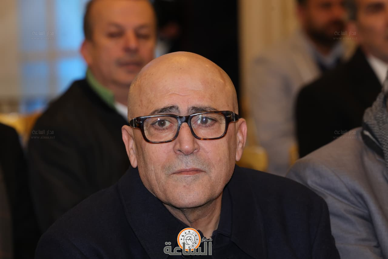 Madar Al-Saa Images 0.35178071255019094