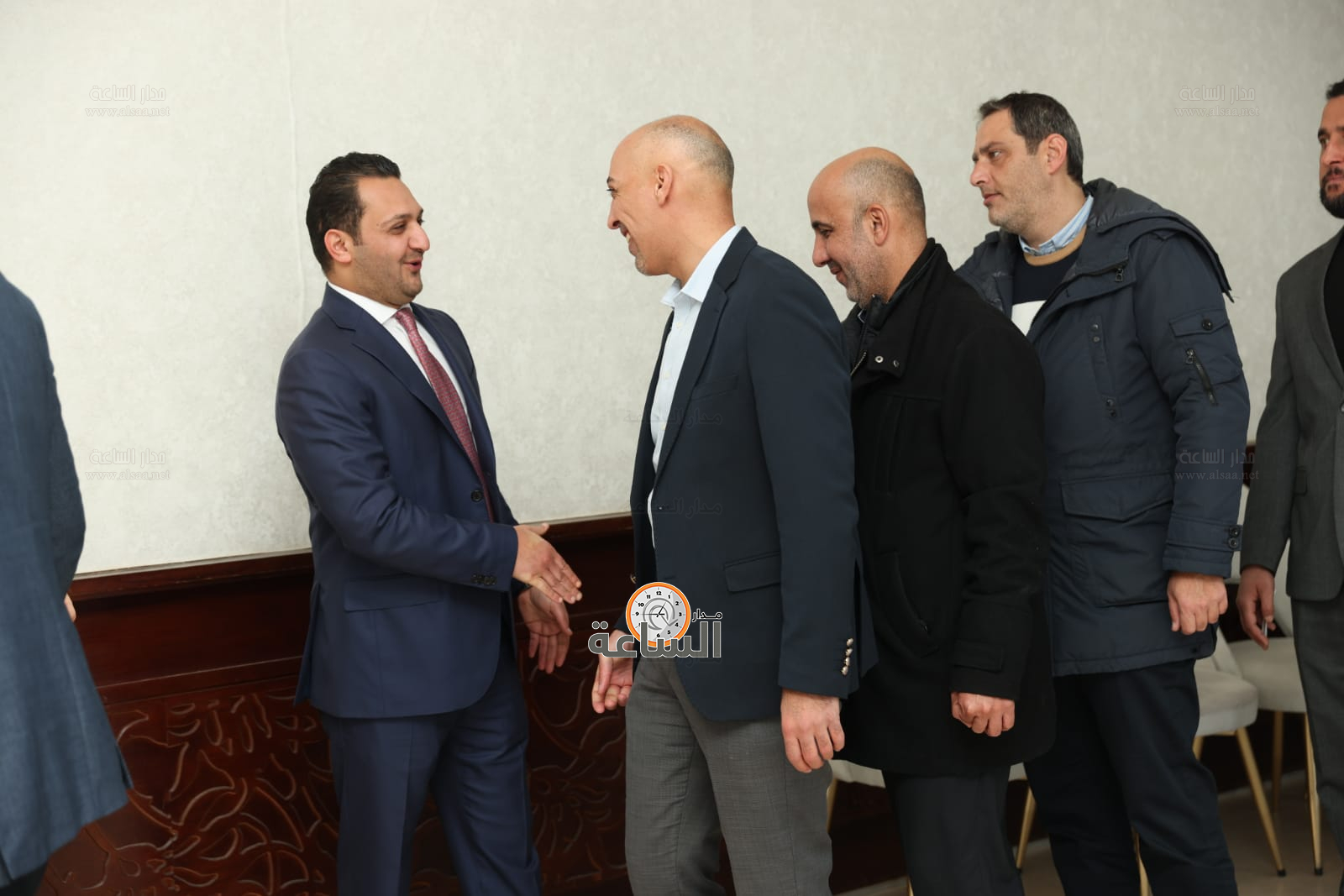 Madar Al-Saa Images 0.46275712443314