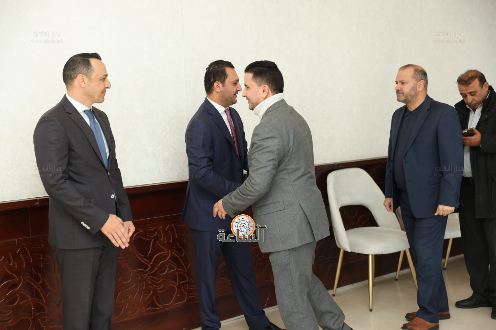 Madar Al-Saa Images 0.03206613920362289