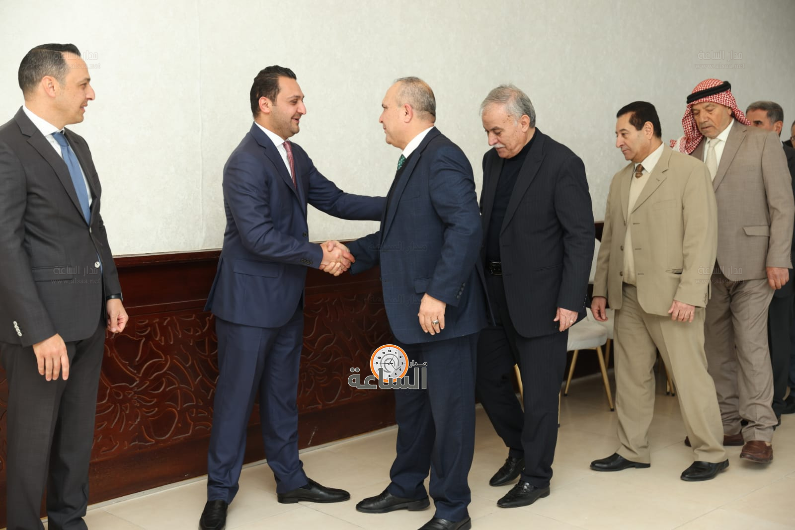 Madar Al-Saa Images 0.41785343771840533