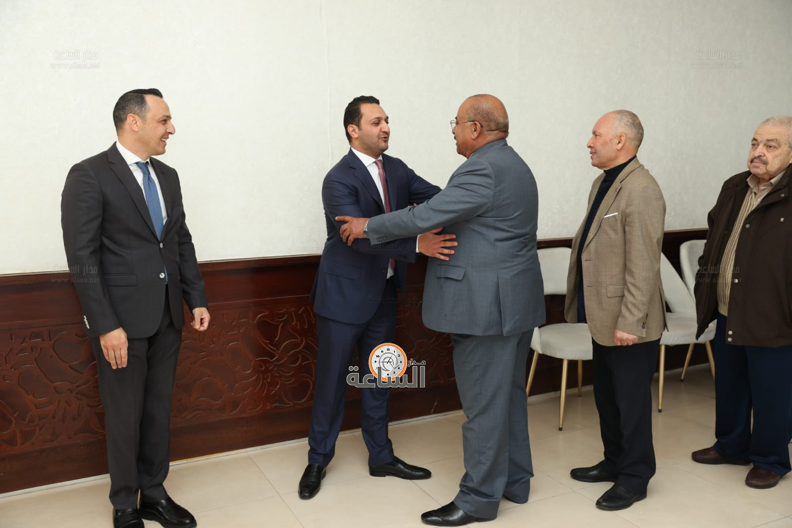 Madar Al-Saa Images 0.5406085443953055