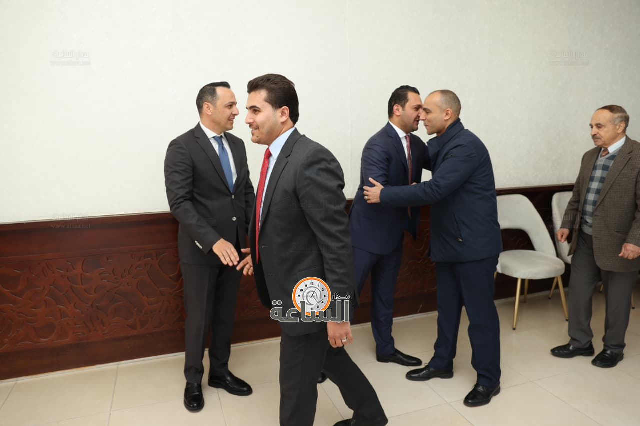 Madar Al-Saa Images 0.7087323583408492