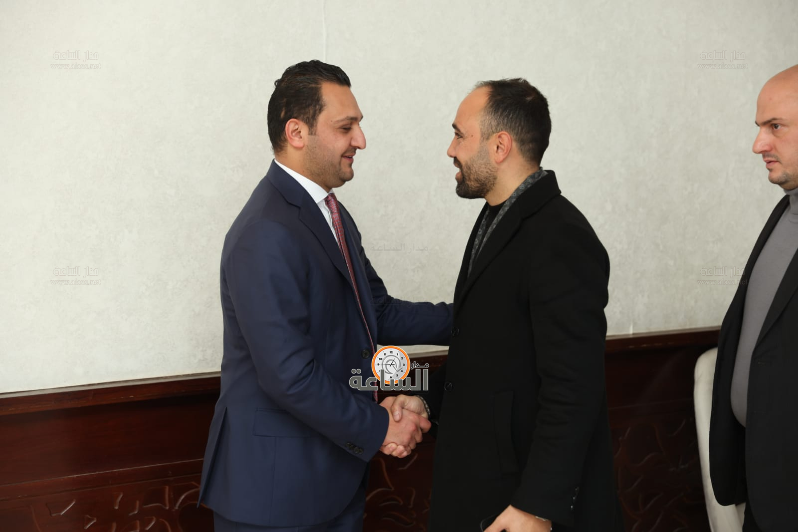 Madar Al-Saa Images 0.04144689367574794