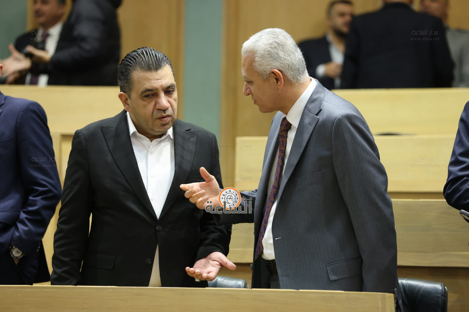 Madar Al-Saa Images 0.9346318983862557