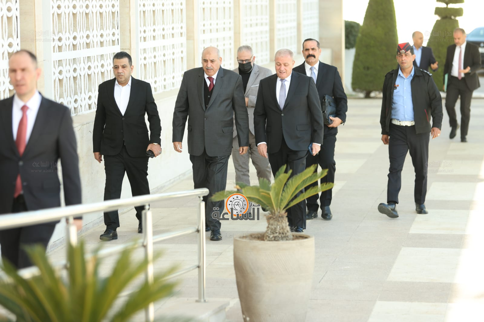 Madar Al-Saa Images 0.5105335004846981