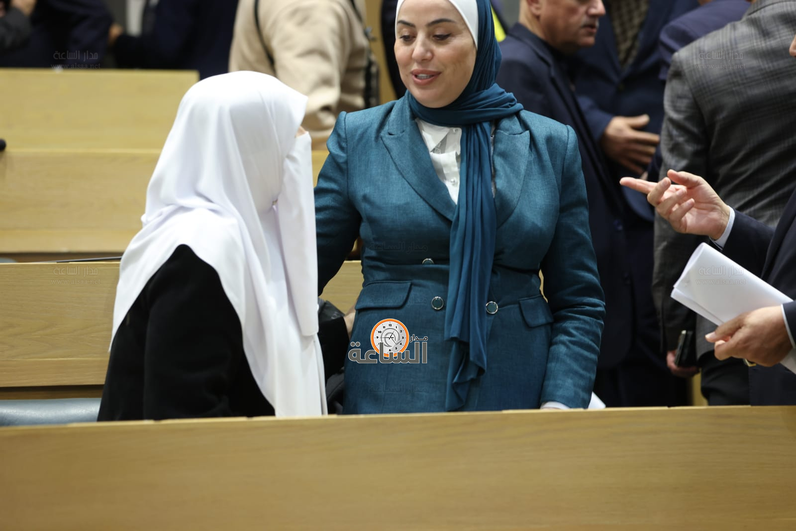 Madar Al-Saa Images 0.6234925522257166