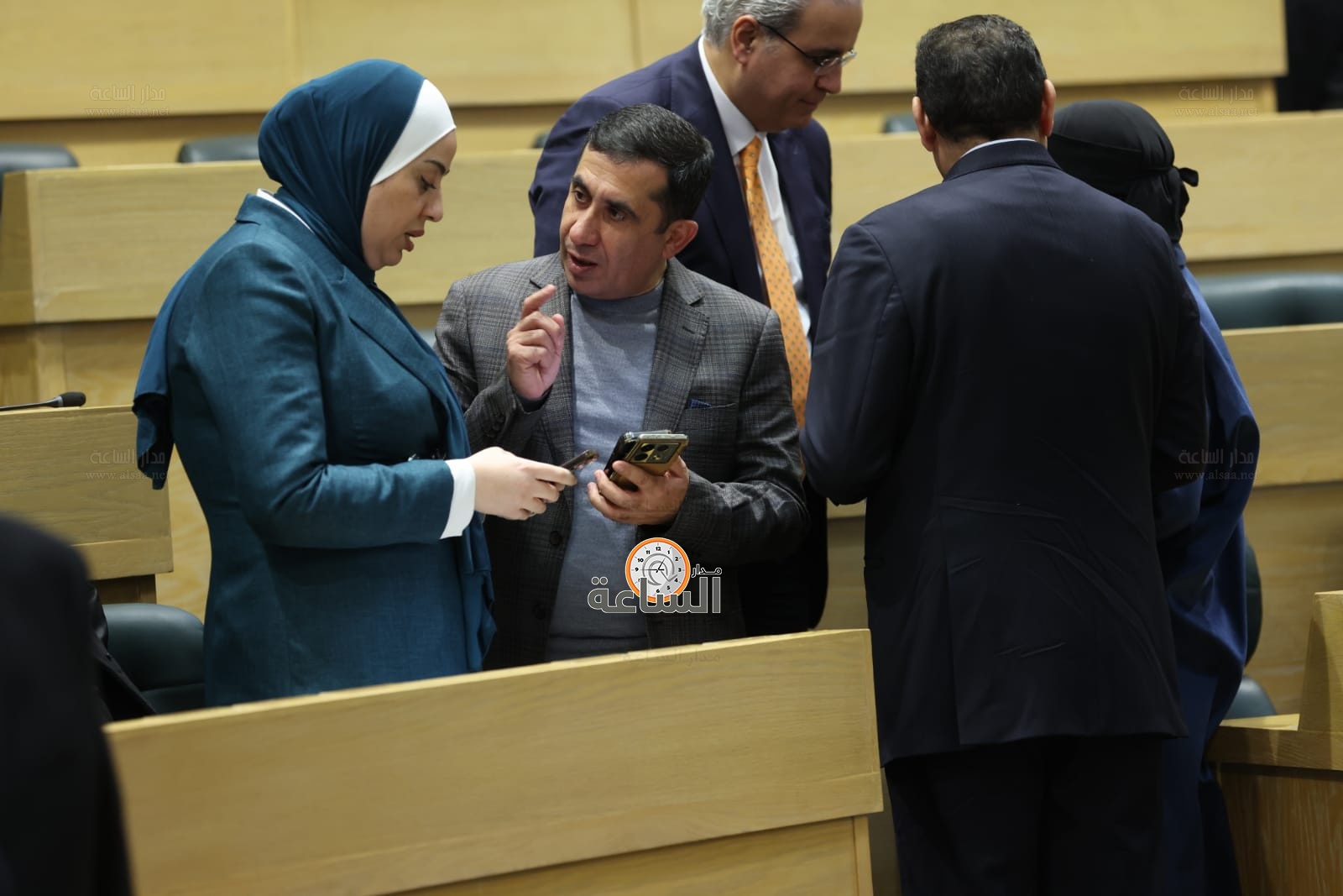 Madar Al-Saa Images 0.0338405119165307