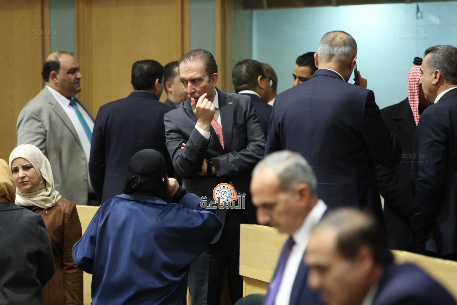 Madar Al-Saa Images 0.432025605592817